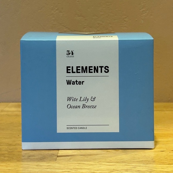 54 Celsius Water Elements Candle. Wite Lily & Ocean Breeze Scented. New In Box. - Picture 3 of 8